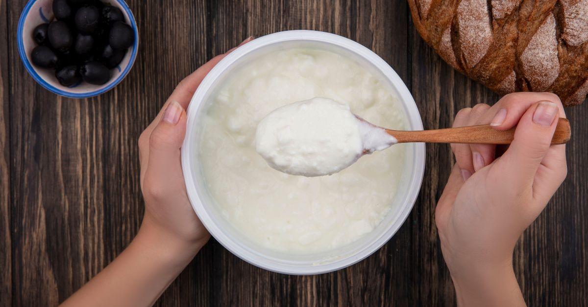Curd Benefits For Hair & How to Use Curd For Hair? - Oshea Herbals