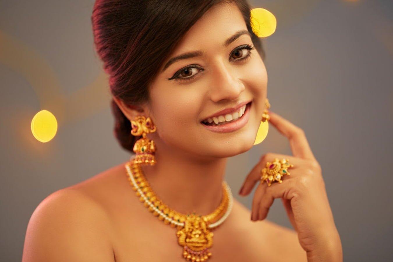 An Easy To Go Eye Makeup Guide For Diwali