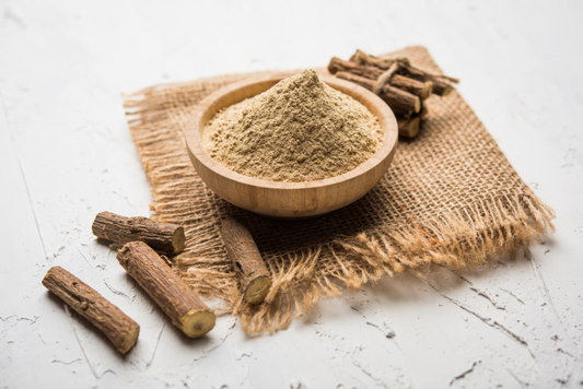 Mulethi Powder Benefits For Skin & How to Use It